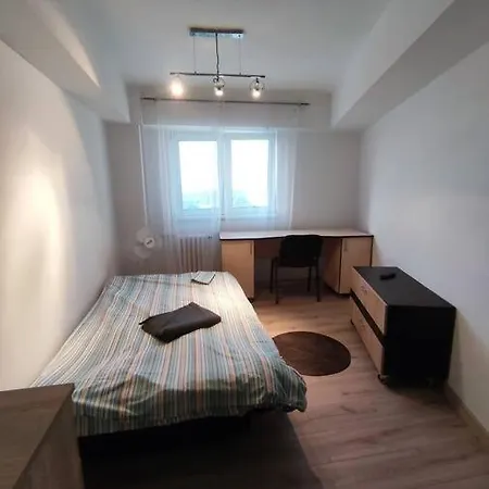 And Park View Apartment *